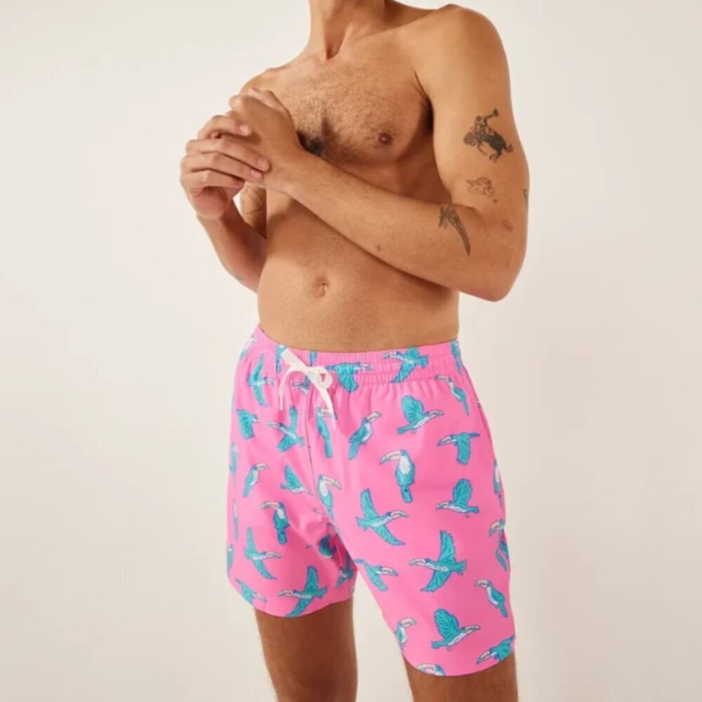 Chubbies Men's The Toucan Do Its Classic 5.5" Swim Trunks Beach Pink - Medium